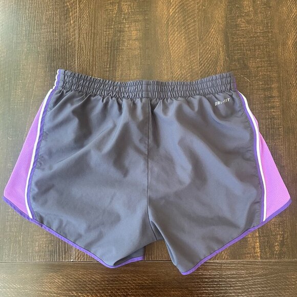 Nike Purple Dri-Fit Shorts Women’s Size Small - Picture 5 of 6
